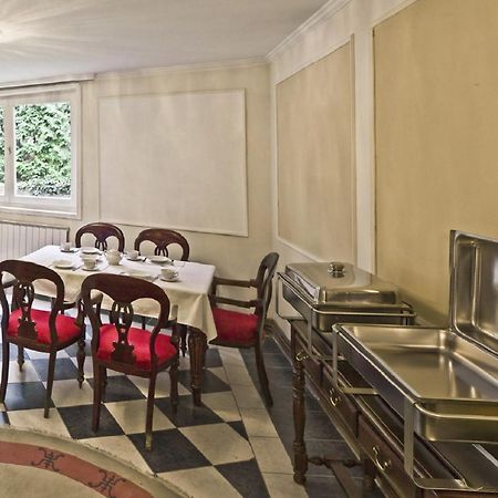Nr 100 Szentendre Hotel Panzio Szolgaltatasok Eksteriør billede