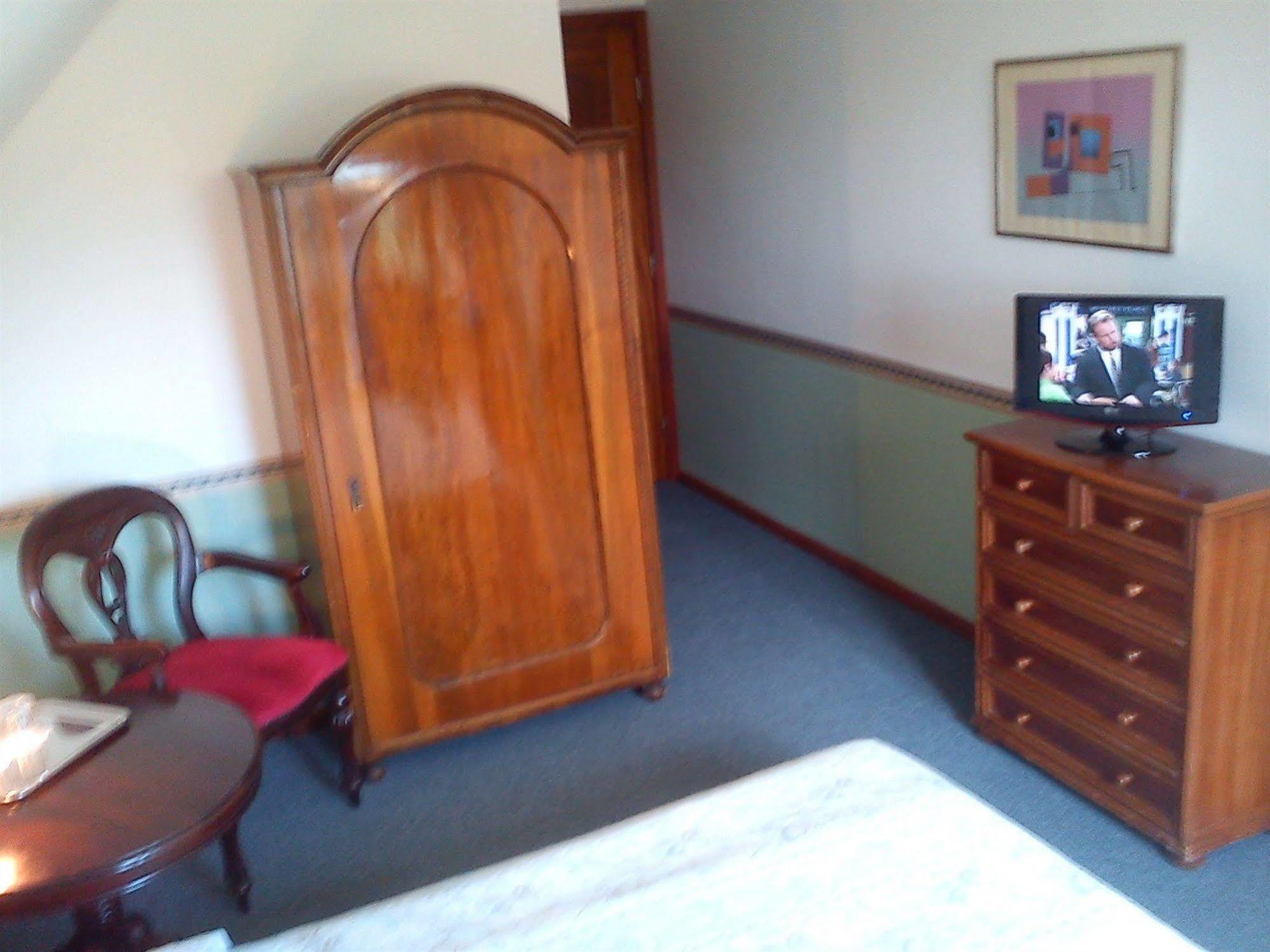 Nr 100 Szentendre Hotel Panzio Szolgaltatasok Eksteriør billede